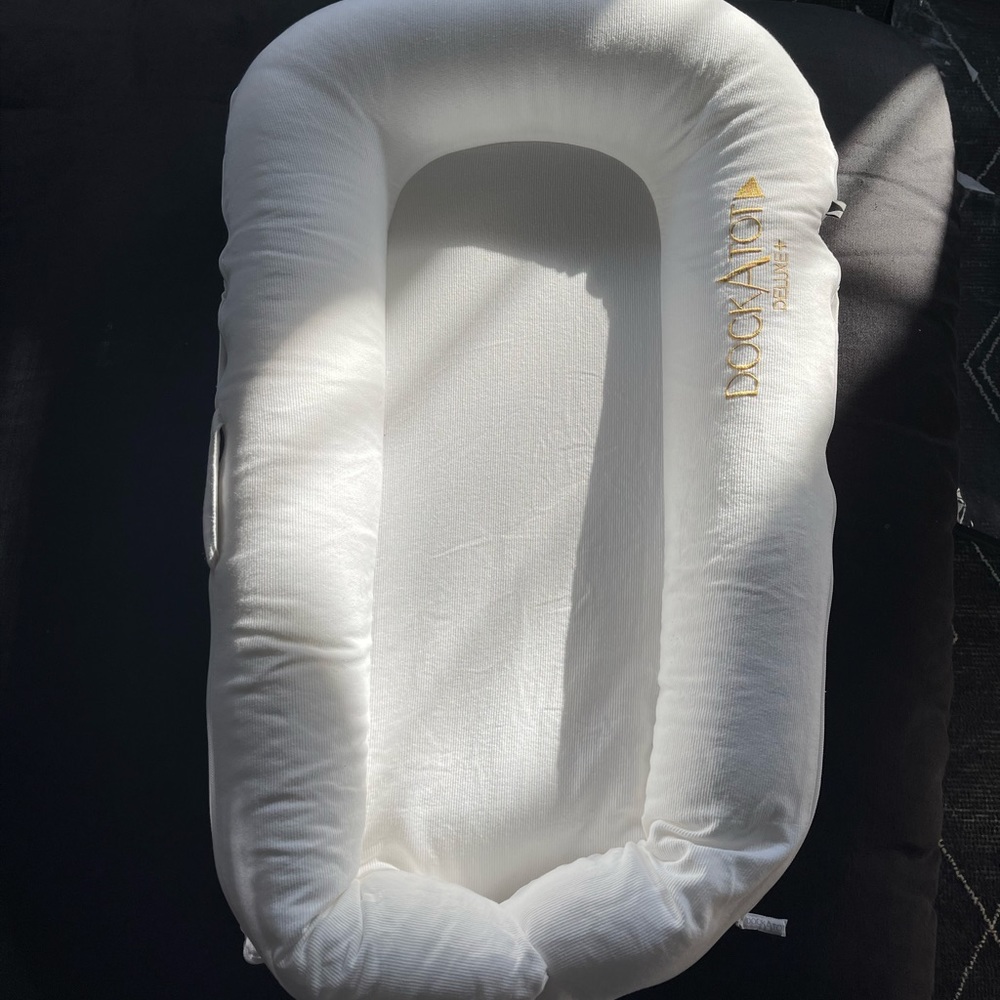 Dock a Tot Deluxe Plus White